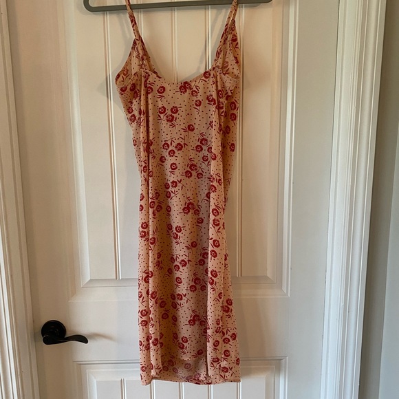 Rouje Paris Monica Wrap Floral Pink Dress - Picture 4 of 6